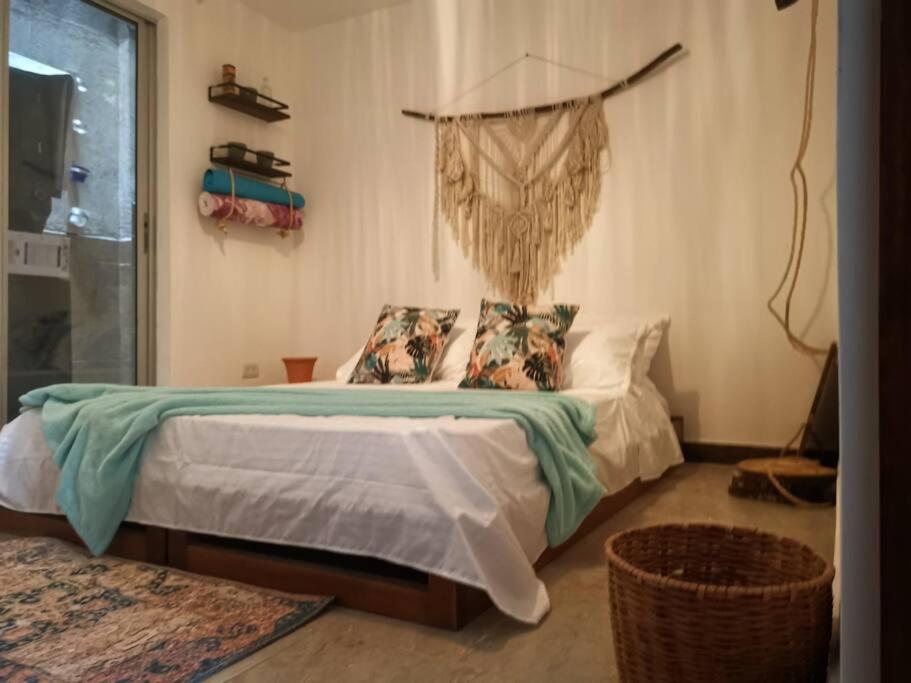 La Lunar Un Espacio Ideal Para Trabajar Y Conocer Medellin Ngoại thất bức ảnh
